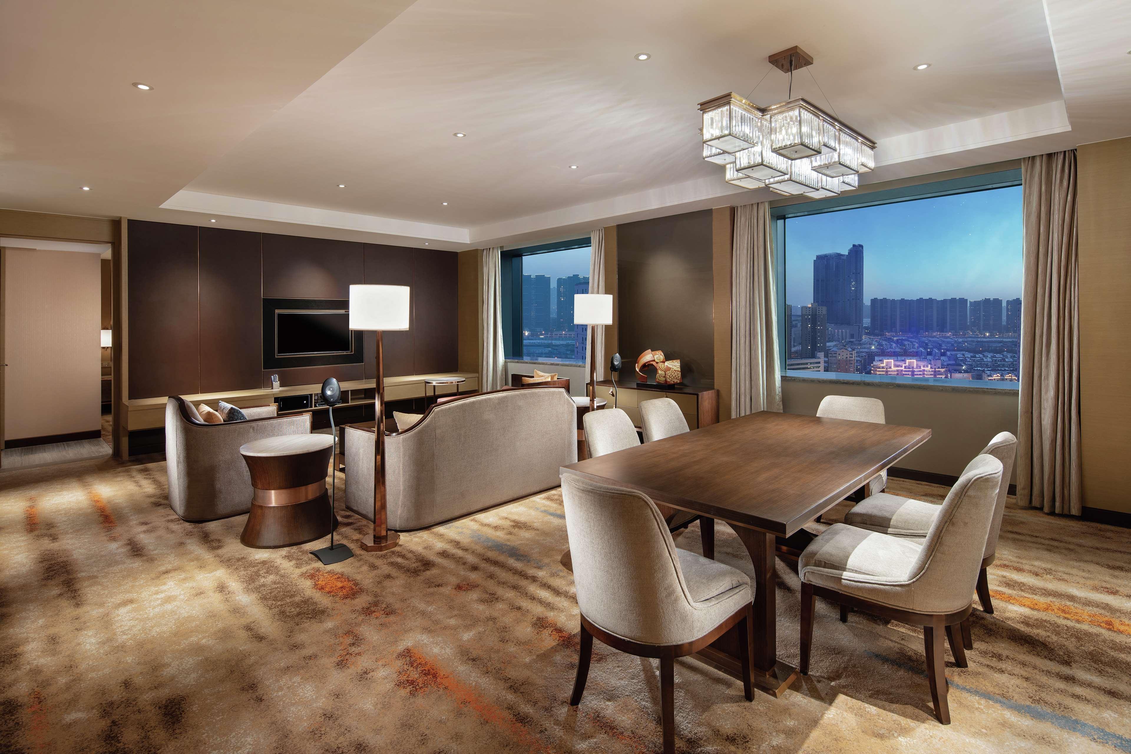 Hotel Hilton Shenyang Exterior foto
