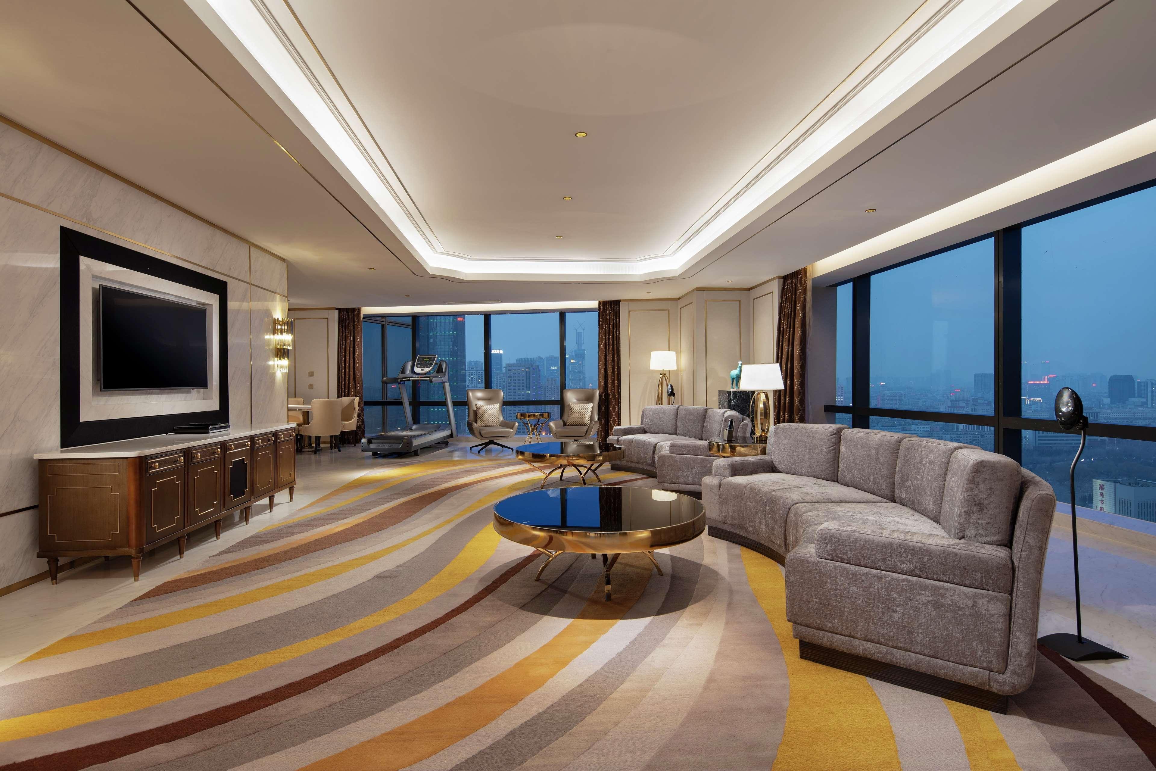 Hotel Hilton Shenyang Exterior foto