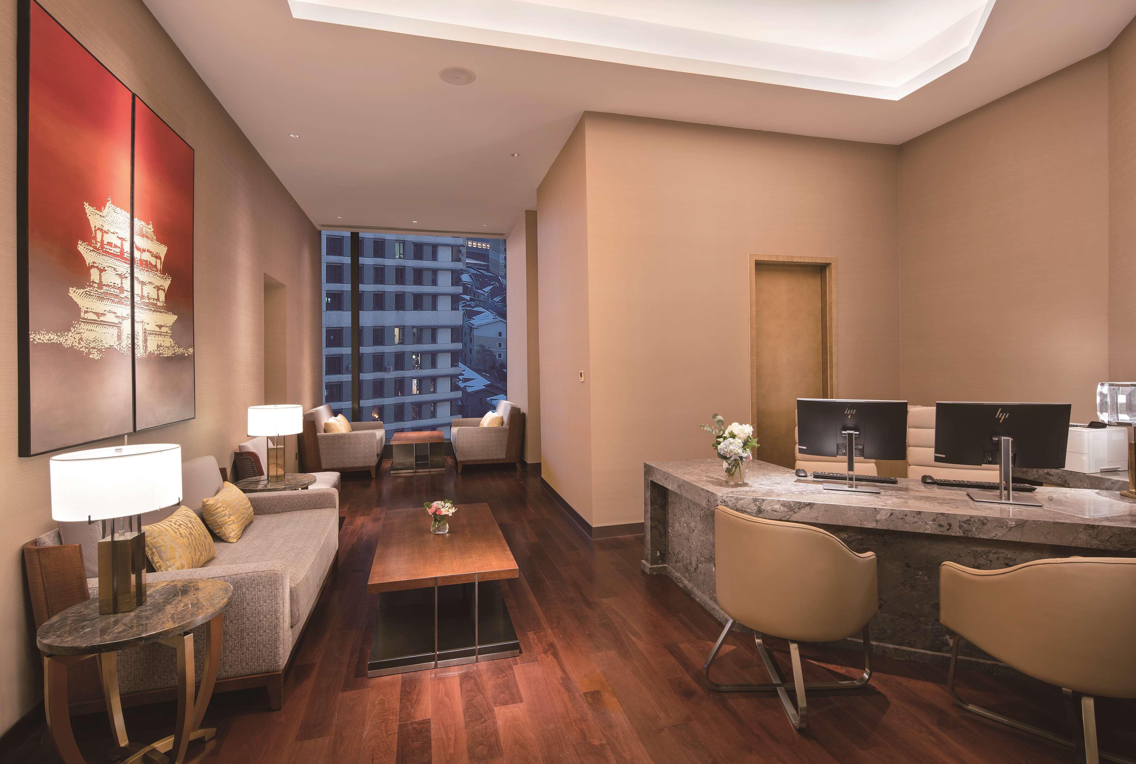 Hotel Hilton Shenyang Exterior foto